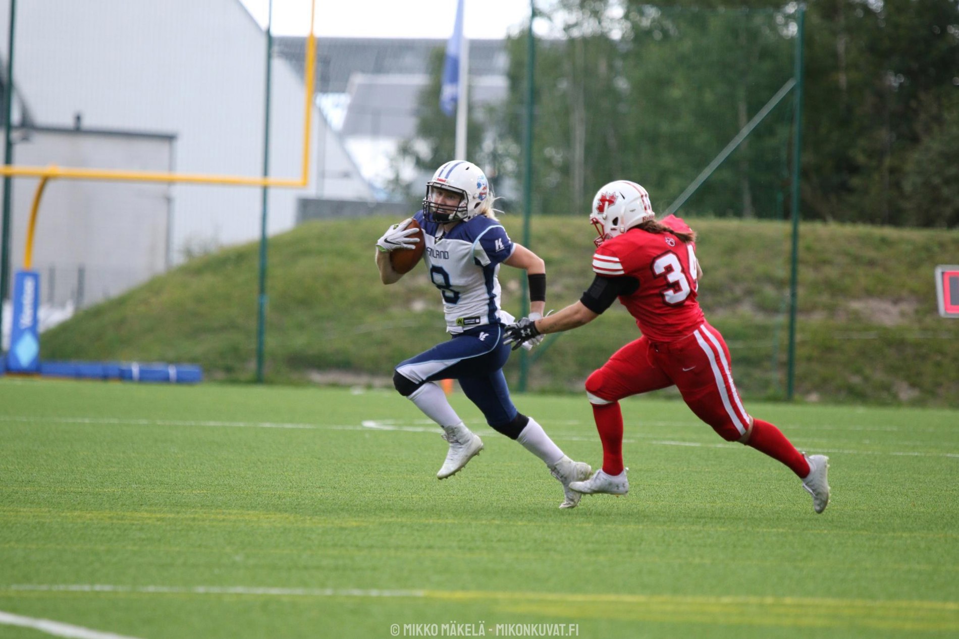 Kilpaurheilijana työelämässä Essi Saastamoinen ja Essi Söderholm