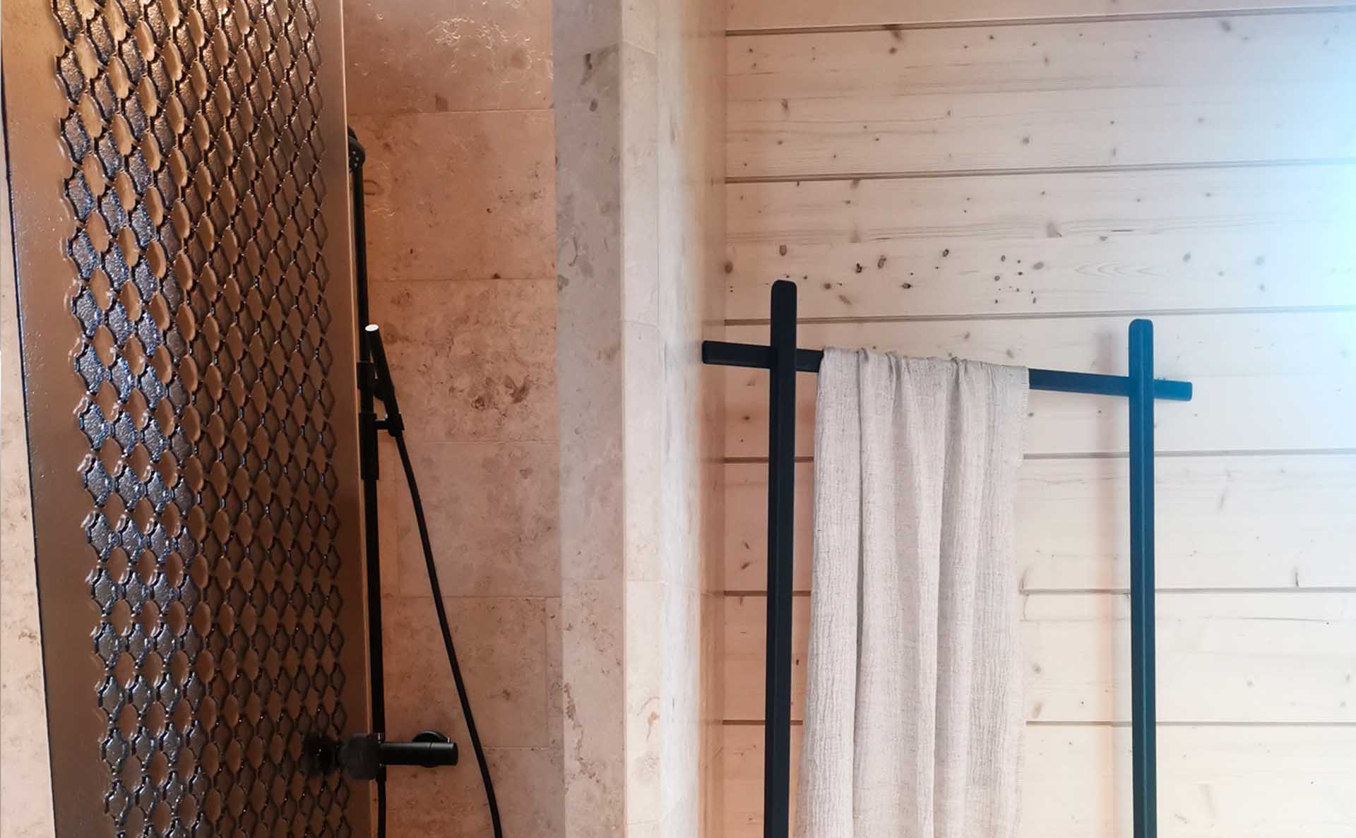 Kylpyhuone Villa Nordic Stories -kohteessa Lohjan Asuntomessuilla